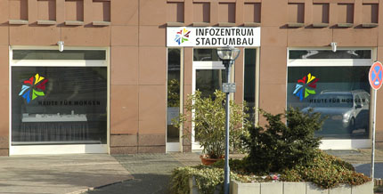 Hier wird regelmäßig diskutiert: das Infozentrum Stadtumbau liegt mitten in der City.