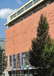 Fassade der Stadtbibliothek