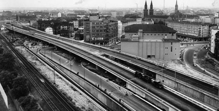 Die Hochstraße um 1960: Sie war das erste größere derartige Bauwerk in Deutschland