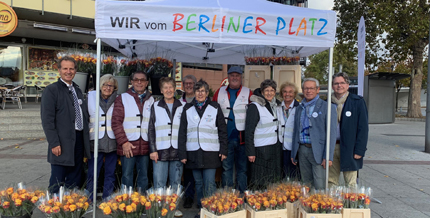 Mitglieder der Initiative "Wir vom Berliner Platz" bei einer ihrer Aktionen.