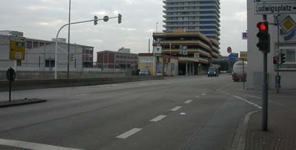 Die Zollhofstraße vor dem Umbau