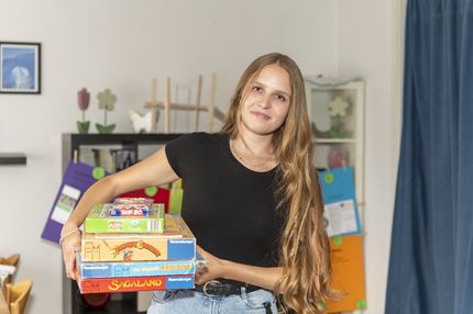 Die 22-jährige Lina Braun studiert im zweiten Semester Soziale Arbeit in der Fachrichtung Kinder- und Jugendhilfe