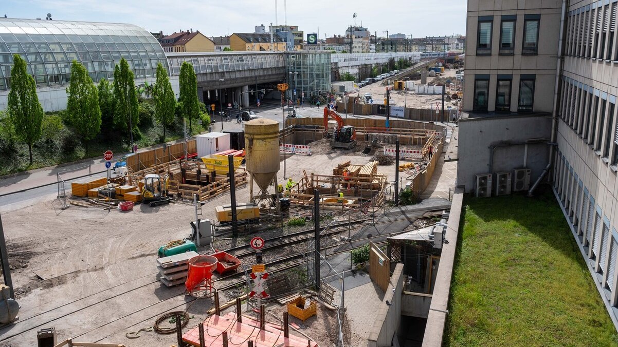 Die Baustelle für den Ersatzbau der Hochstraße Süd Die Baustelle für den Ersatzbau der Hochstraße Süd